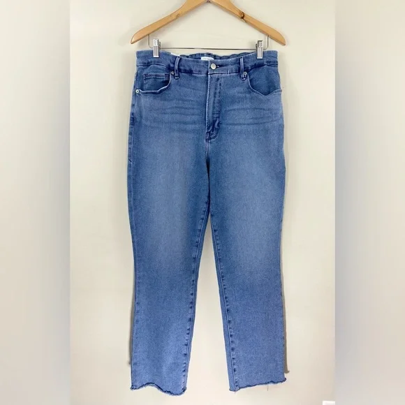 Good American Good Legs straight jeans Raw Hem High Rise Medium light blue wash - Picture 5 of 14